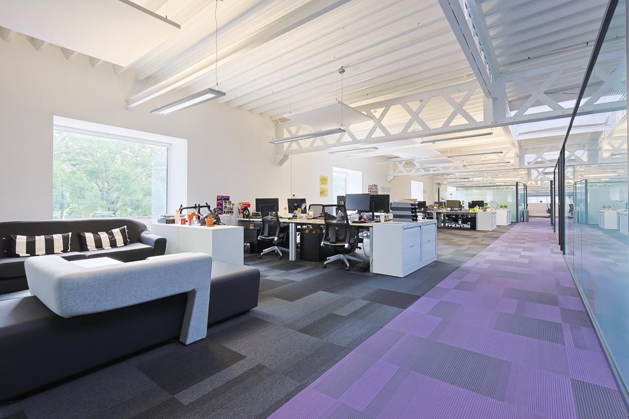Bureau La Madeleine 1714m² Location bureau La Madeleine Nord OLBUR2422850 3